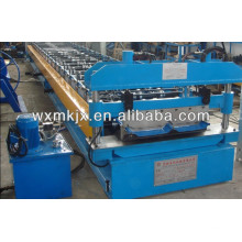 Self-locked roof panel roll forming machine